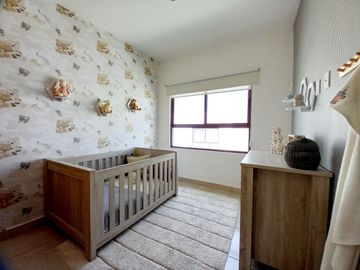 CASA EN VENTA EN ZIBATÁ, QUERÉTARO, 3 recámaras y estudio, excelentes amenidades
