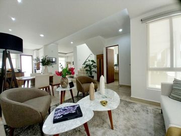 CASA EN VENTA EN ZIBATÁ, QUERÉTARO, 3 recámaras y estudio, excelentes amenidades