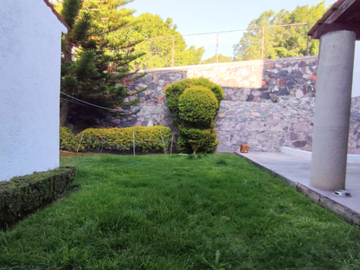 CASA EN VENTA EN COLINAS DEL BOSQUE 3RA SECCION, CORREGIDORA, 5 HABITACIONES