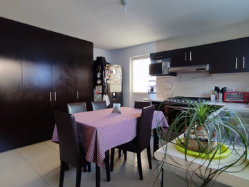 CASA EN VENTA EN COLINAS DEL BOSQUE 3RA SECCION, CORREGIDORA, 5 HABITACIONES