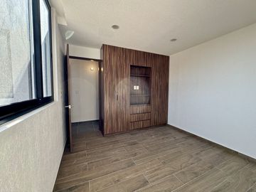 DEPARTAMENTO EN PREVENTA EN ALTOS JURIQUILLA, CON ROOF GARDEN