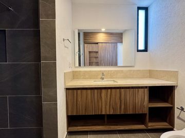 DEPARTAMENTO EN PREVENTA EN ALTOS JURIQUILLA, CON ROOF GARDEN