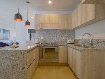 CASA EN VENTA, EN ZIRÉ CITADELA con recámara en planta baja