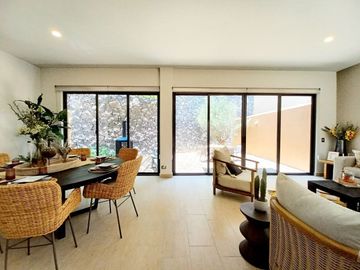 VENTA DE CASA EN ZIBATÁ, con opción a cuarta recámara en planta baja