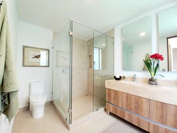 VENTA DE CASA EN ZIBATÁ, con opción a cuarta recámara en planta baja