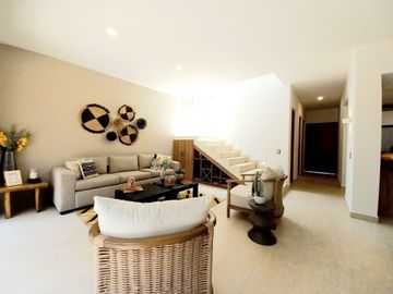 VENTA DE CASA EN ZIBATÁ, con opción a cuarta recámara en planta baja