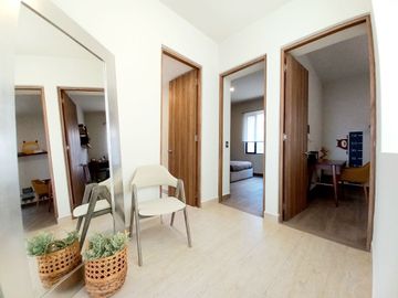 CASA EN VENTA EN ZIBATÁ, Qro., estudio con opción a recámara en planta baja