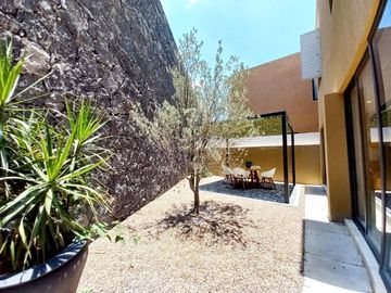 CASA EN VENTA EN ZIBATÁ, Qro., estudio con opción a recámara en planta baja