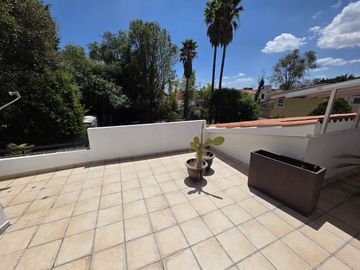 CASA EN VENTA EN JURIQUILLA DE UN PISO, VILLAS DEL MESON, ESTILO MEXICANO