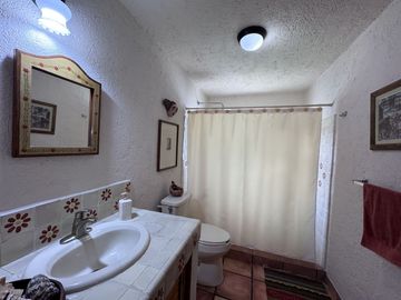 CASA EN VENTA EN JURIQUILLA DE UN PISO, VILLAS DEL MESON, ESTILO MEXICANO