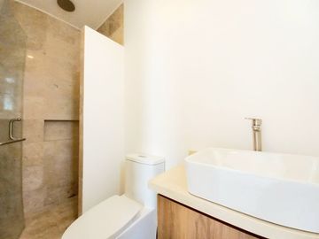 CASA EN VENTA EN ZIBATÁ, con vistas espectaculares