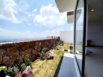 CASA EN VENTA EN ZIBATÁ, con vistas espectaculares