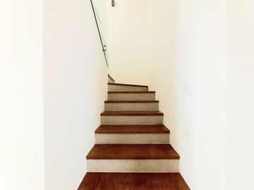 CASA EN VENTA EN ZIBATÁ, Querétaro, con vistas increíbles y diseño original