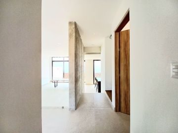 CASA EN VENTA EN ZIBATÁ, Querétaro, con vistas increíbles y diseño original