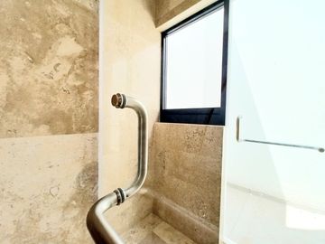 CASA EN VENTA EN ZIBATÁ, Querétaro, con vistas increíbles y diseño original