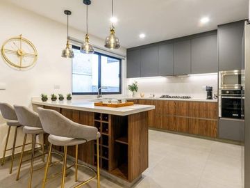 CASA EN VENTA EN NUEVO REFUGIO QUERETARO, con opción a cuarta recámara en PB
