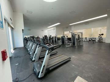 DEPARTAMENTO  EN VENTA EN JURIQUILLA TOWERS, EN ESQUINA