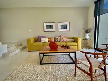 CASA EN VENTA EN ZIBATÁ, Querétaro, de tres recámaras