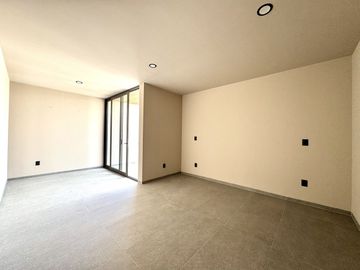CASA EN VENTA EN LOMAS DE CAMPANARIO NORTE, CON OPCIÓN A RECÁMARA EN PLANTA BAJA