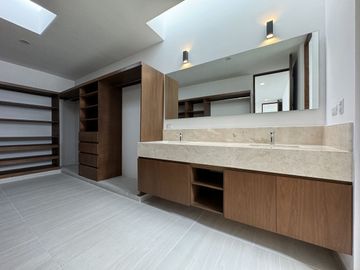 RESIDENCIA EN VENTA EN 