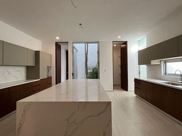 RESIDENCIA EN VENTA EN 