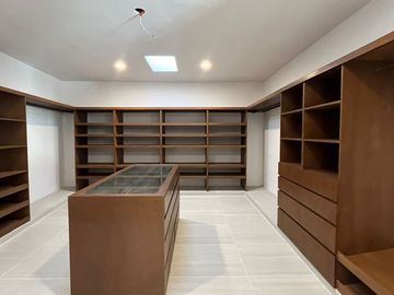 RESIDENCIA EN VENTA EN 