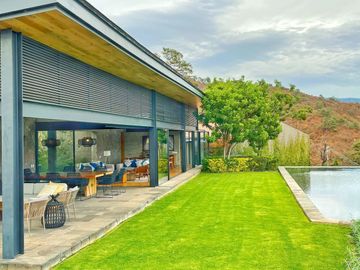 Baja de precio! Gran oportunidad de inversión!   Casa en el Santuario