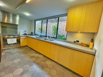 Baja de precio! Gran oportunidad de inversión!   Casa en el Santuario
