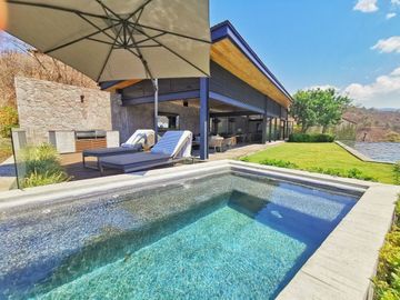 Baja de precio! Gran oportunidad de inversión!   Casa en el Santuario