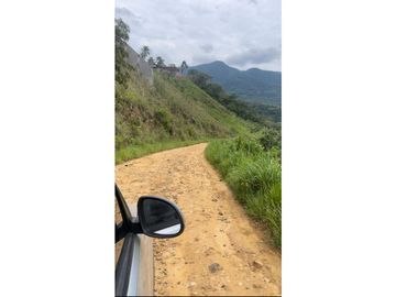 TERRENO + RIO AHUASHIYACU