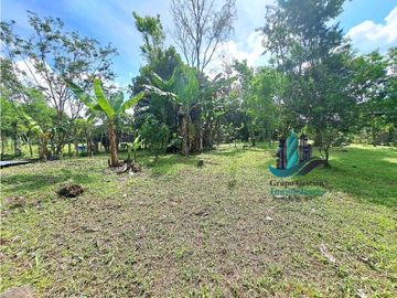 VENDO.CASA Y LOTE DE 2895MTS SANTA ROSA.BUGABA