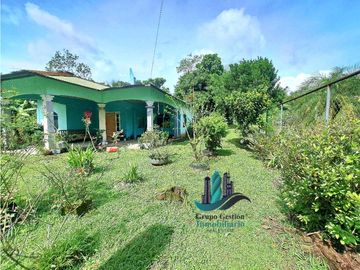 VENDO.CASA Y LOTE DE 2895MTS SANTA ROSA.BUGABA