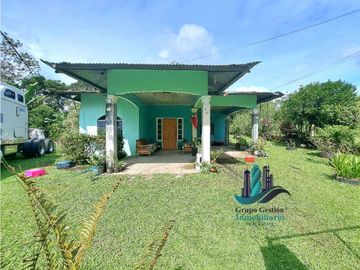 VENDO.CASA Y LOTE DE 2895MTS SANTA ROSA.BUGABA