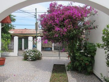 VENTA ESPACIOSA CASA MAIPÚ 4D+1B -Antu