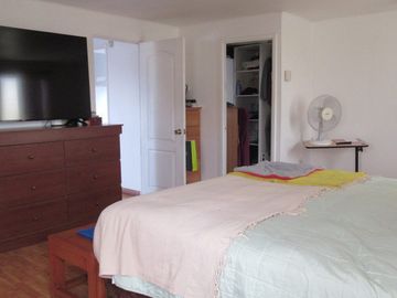 VENTA CASA LOS GENERALES MAIPÚ 4D+2B