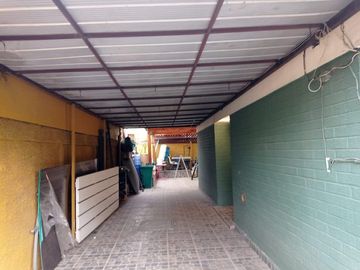 VENTA CASA LOMAS DE MIRASUR 4D+3B