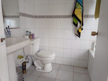 VENTA CASA LOMAS DE MIRASUR 4D+3B