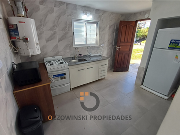 VENAT CASA + 2 DEPTOS ZONA CENTRO (VILLA GESELL)