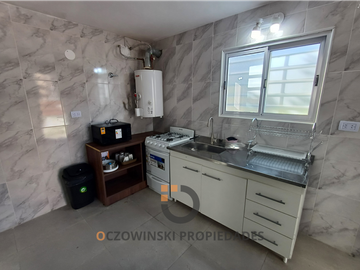 VENAT CASA + 2 DEPTOS ZONA CENTRO (VILLA GESELL)