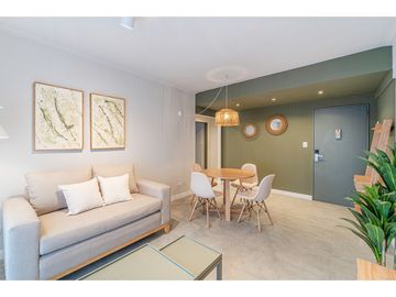 3 ambientes externo con balcon saliente reciclado