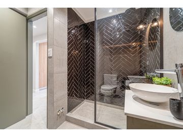 3 ambientes externo con balcon saliente reciclado