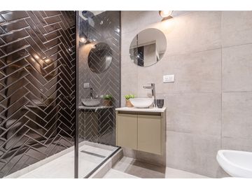 3 ambientes externo con balcon saliente reciclado