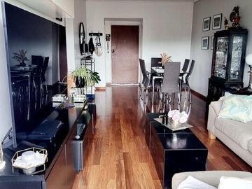 Departamento en venta de 3 dormitorios c/ cochera en Liniers