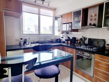 Departamento en venta de 3 dormitorios c/ cochera en Liniers