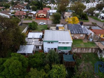 Casa en venta de 3 dormitorios c/ cochera en Monte Hermoso