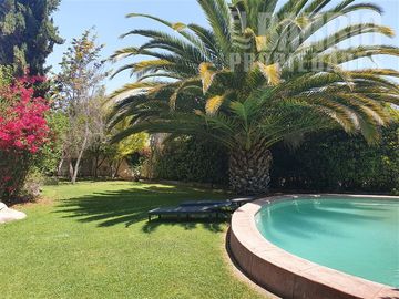 Casa en Venta en Chicureo / Piedra Roja