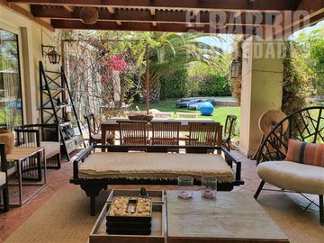 Casa en Venta en Chicureo / Piedra Roja