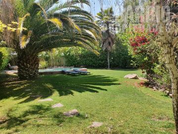 Casa en Venta en Chicureo / Piedra Roja