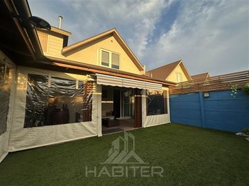 Casa en Venta en Calle lucero 457