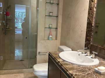 VENTA DEPARTAMENTO TOTALMENTE REMODELADO - BOSQUES DE TEJOCOTES  - BOSQUES DE LAS LOMAS
